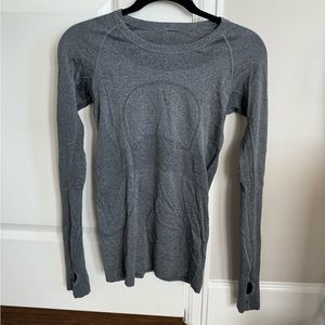 Lululemon Swiftly Tech Long Sleeve, barely worn, size 4